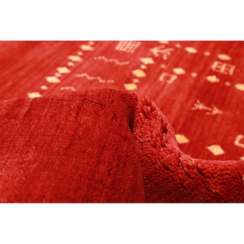 Kashkuli Gabbeh Red Rug 4'8" x 6'6" - 4'8 x 6'6