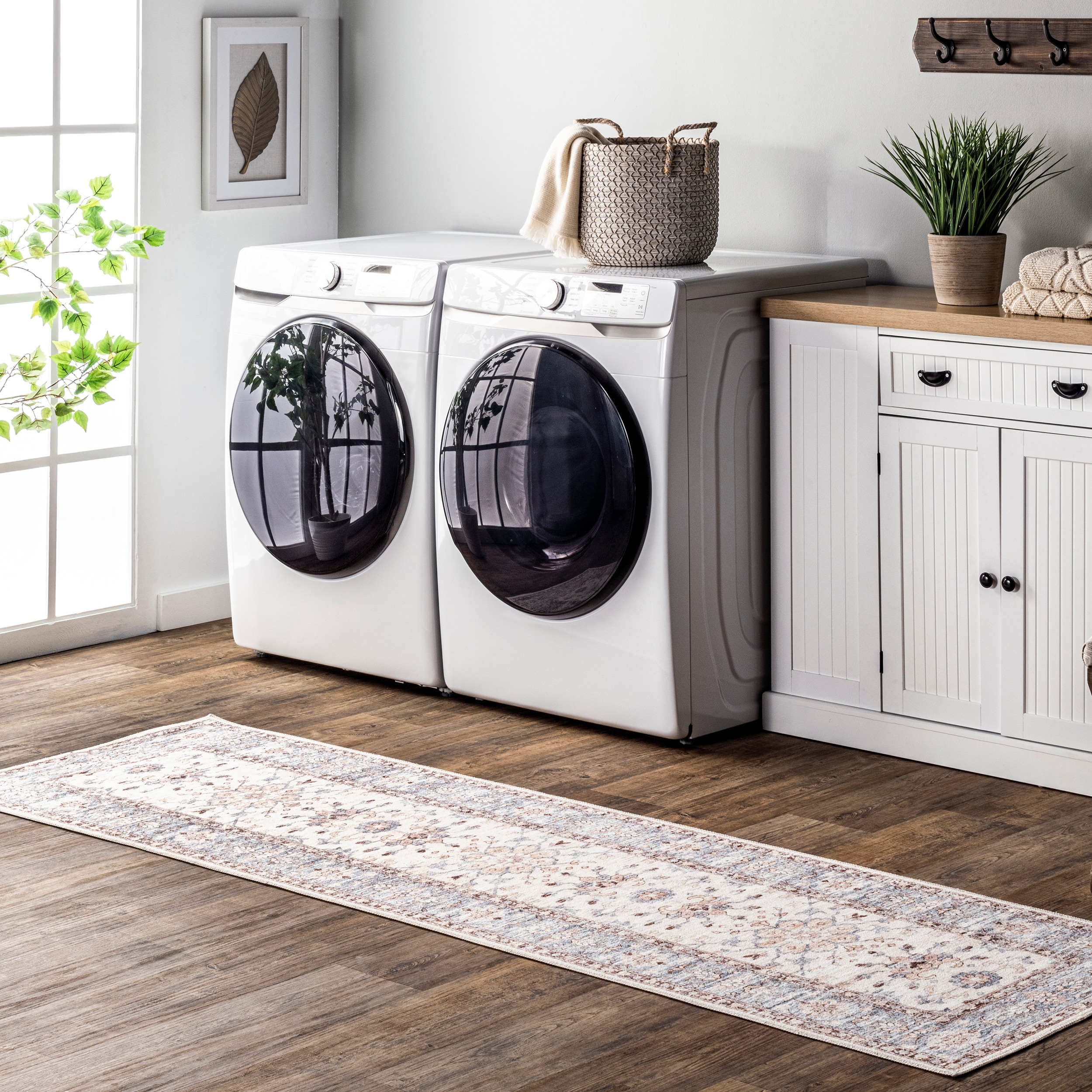 Nuloom Gemma SpinClean Machine Washable Transitional Floral Area Rug
