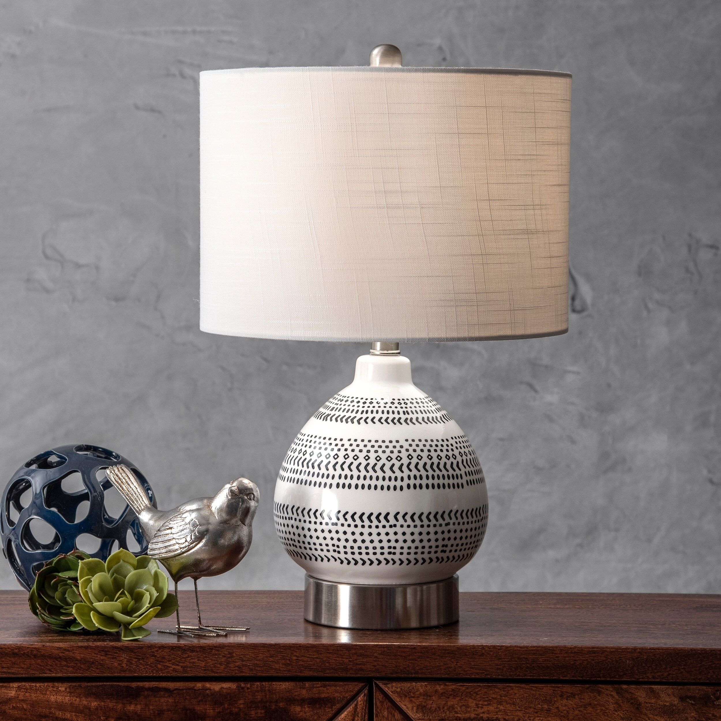 egg table lamp