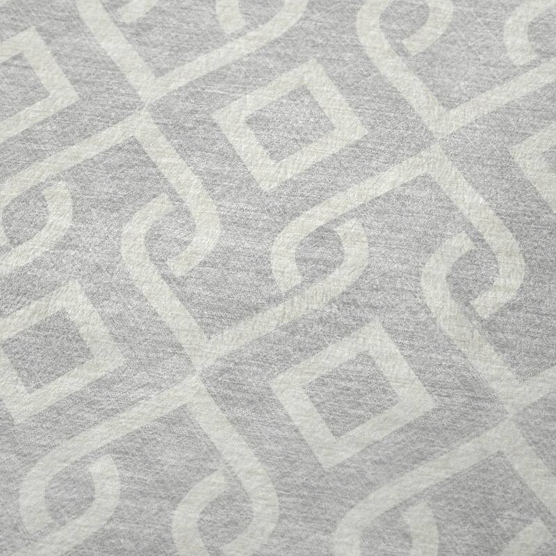 Premium Machine Washable Modern Scroll Sherpa Throw Blanket