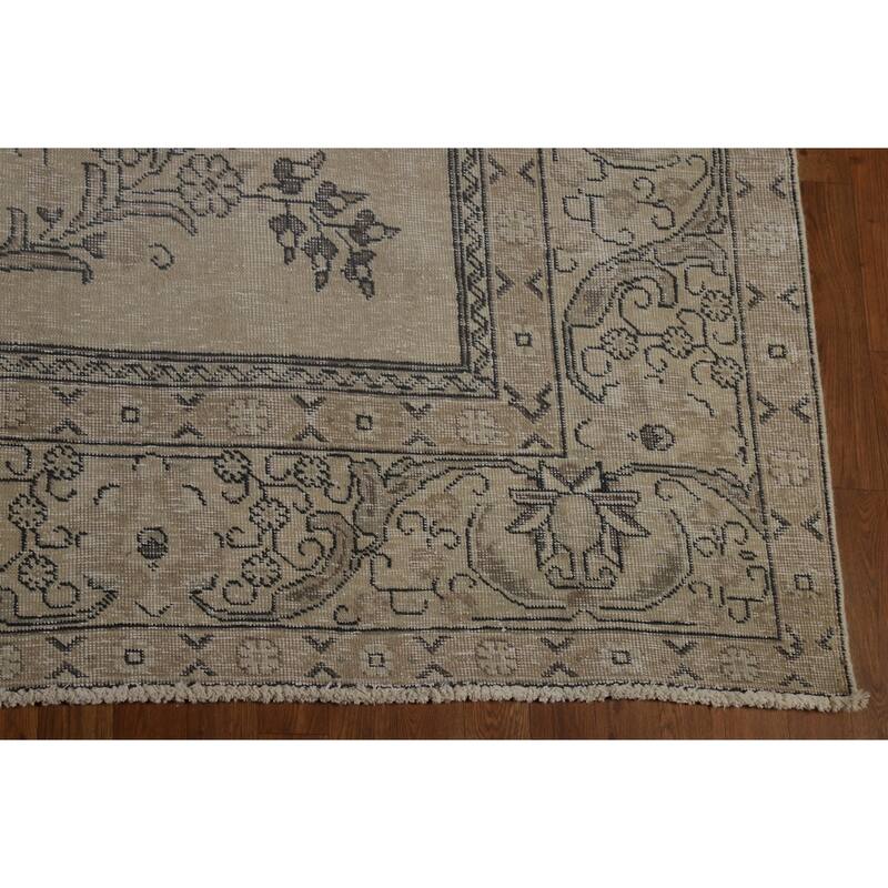 Traditional Tabriz Persian Vintage Beige Wool Carpet - 9'6" x 12'7"
