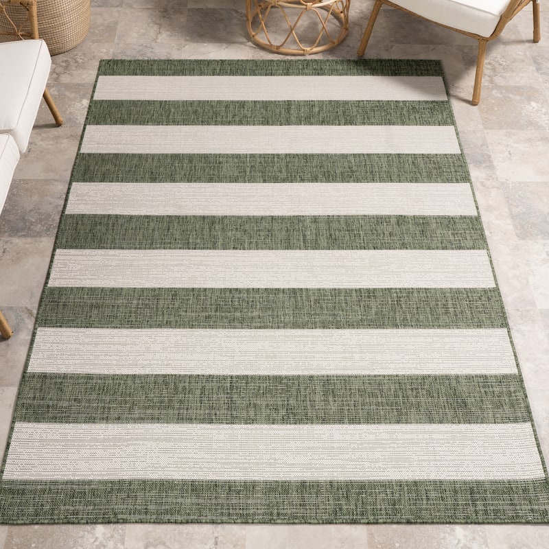 Nuloom Briaana Striped Indoor/Outdoor Area Rug - 4' x 6' - Green
