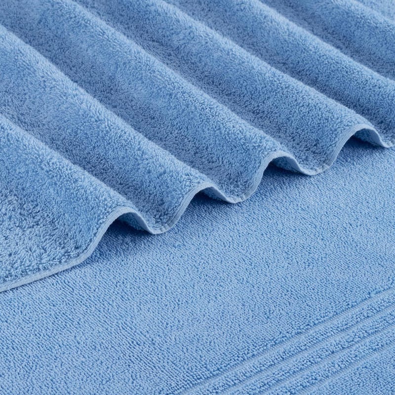 Southern Tide Performance Oversized Bath Towel