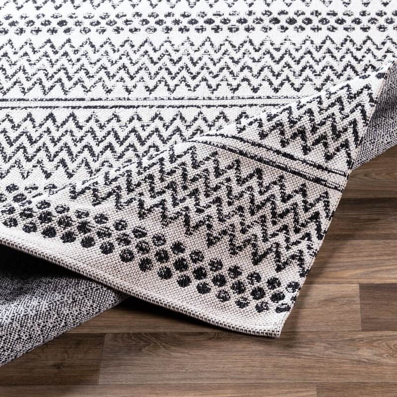 Livabliss Peggie Moroccan Chevron Cotton Area Rug