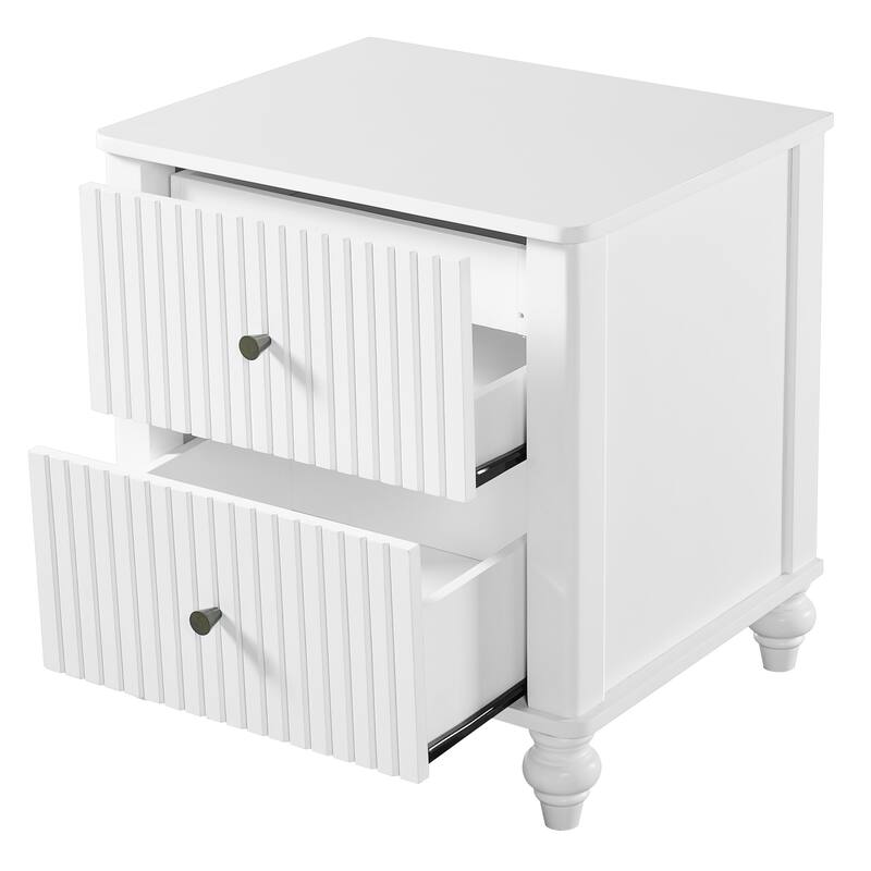 Christopher Knight Home - Silverton Modern 3-Piece Bedroom Set with Classic Grooved Panels Bed Frame & Matching Nightstands