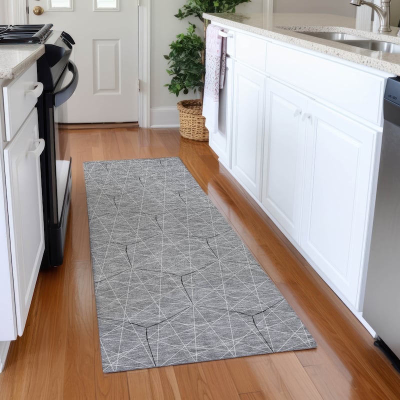 Machine Washable Indoor/ Outdoor Mosaic Geo Chantille Rug - Gray - 2'3" x 7'6"