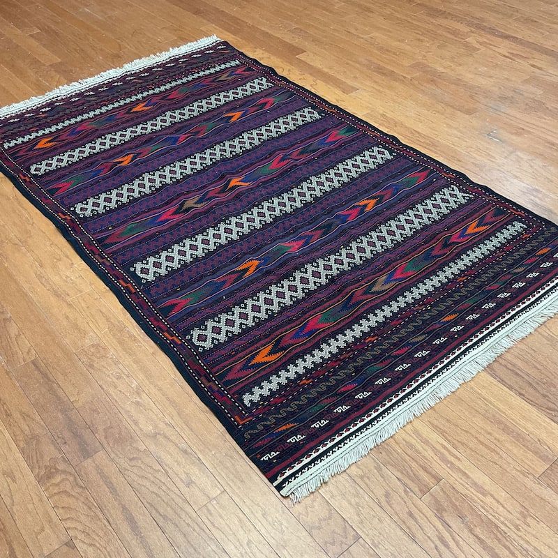 HERAT ORIENTAL Handmade Soumak Wool Rug - 4' x 7'