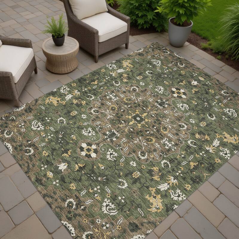 Machine Washable Indoor/ Outdoor Traditional Savannah Chantille Rug