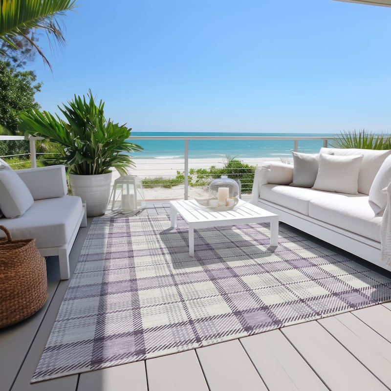 Machine Washable Indoor/ Outdoor Casual Plaid Chantille Rug