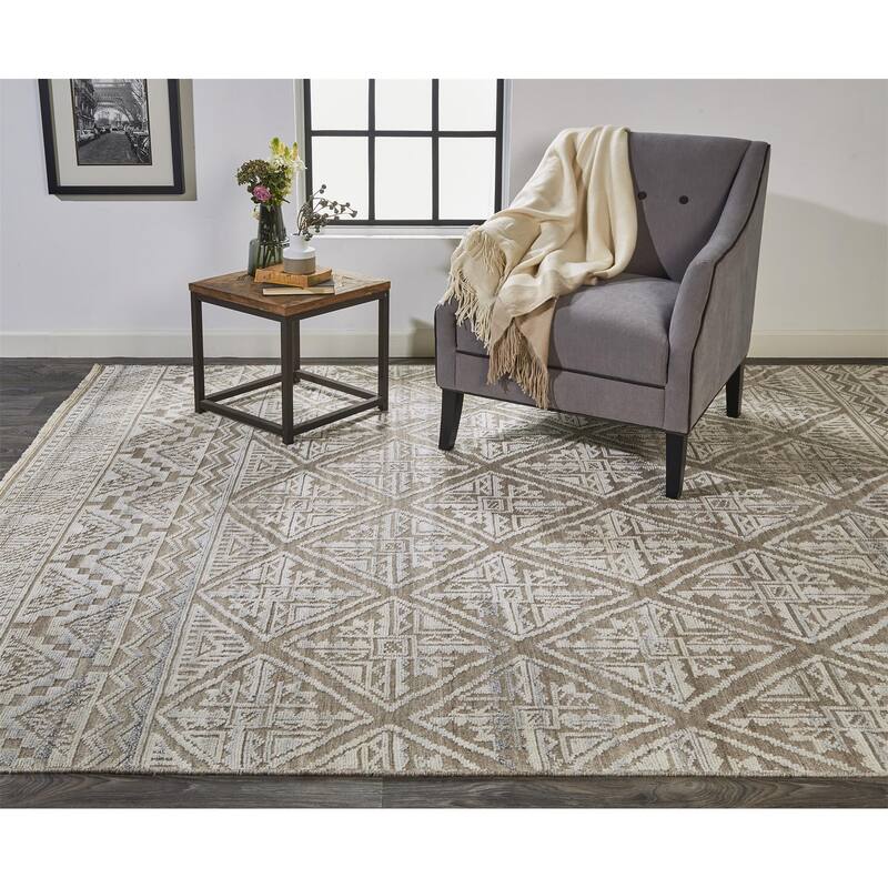 Suti Geometric Modern Durable Area Rug By HomeRoots - 2' x 3'