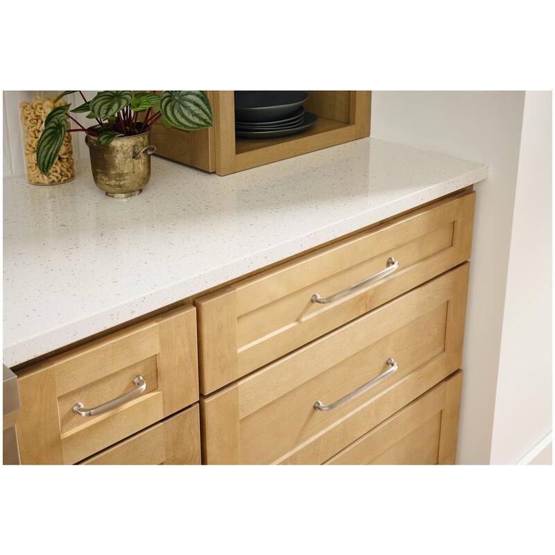 Jeffrey Alexander 410-160 Weser 6-1/4" Center to Center Handle Cabinet
