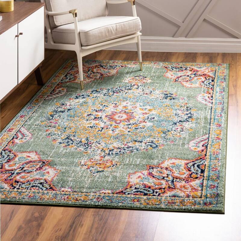 Traditional Koakburg Collection Area Rug - Green - 3'3"x5'3"