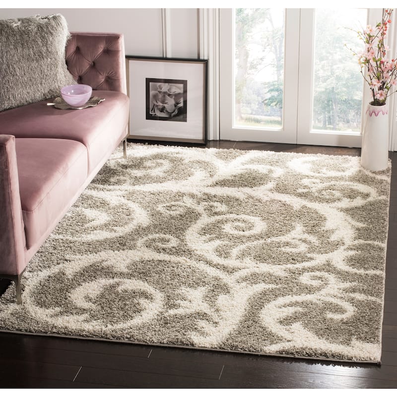 SAFAVIEH New Nadine Shag Grozda Scroll Rug - 4' x 6' - Light Grey