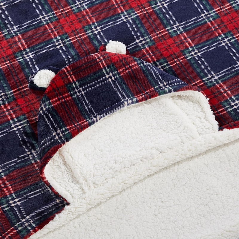 Dearfoams Plaid Printed Plush Hooded Throw
