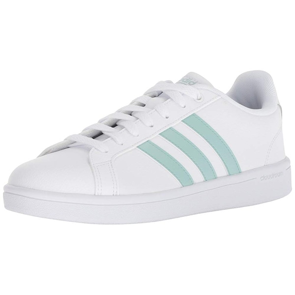 advantage or stan smith