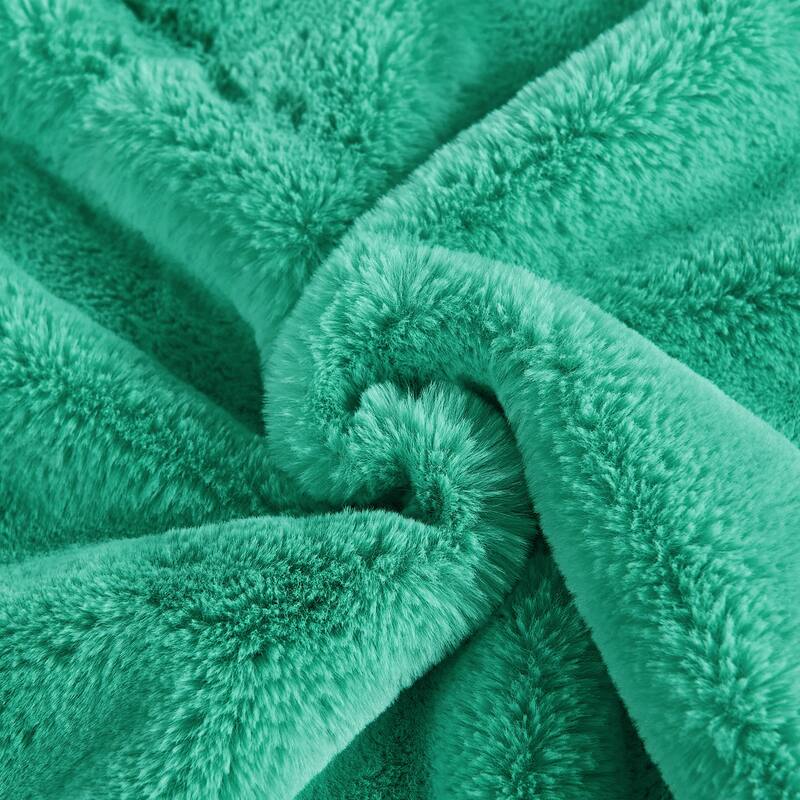 Home Soft Things FoxFauxFur Throw 50"x60"/60"x80"