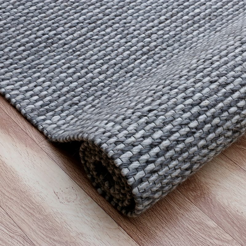 Sevita Gray/Silver Transitional Striped Wool Indoor Area Rug, 5' x 7'9"