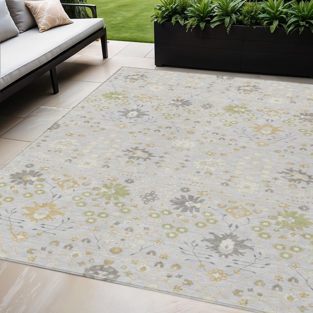 HomeRoots Oriental Traditional Rectangle Outdoor Rug