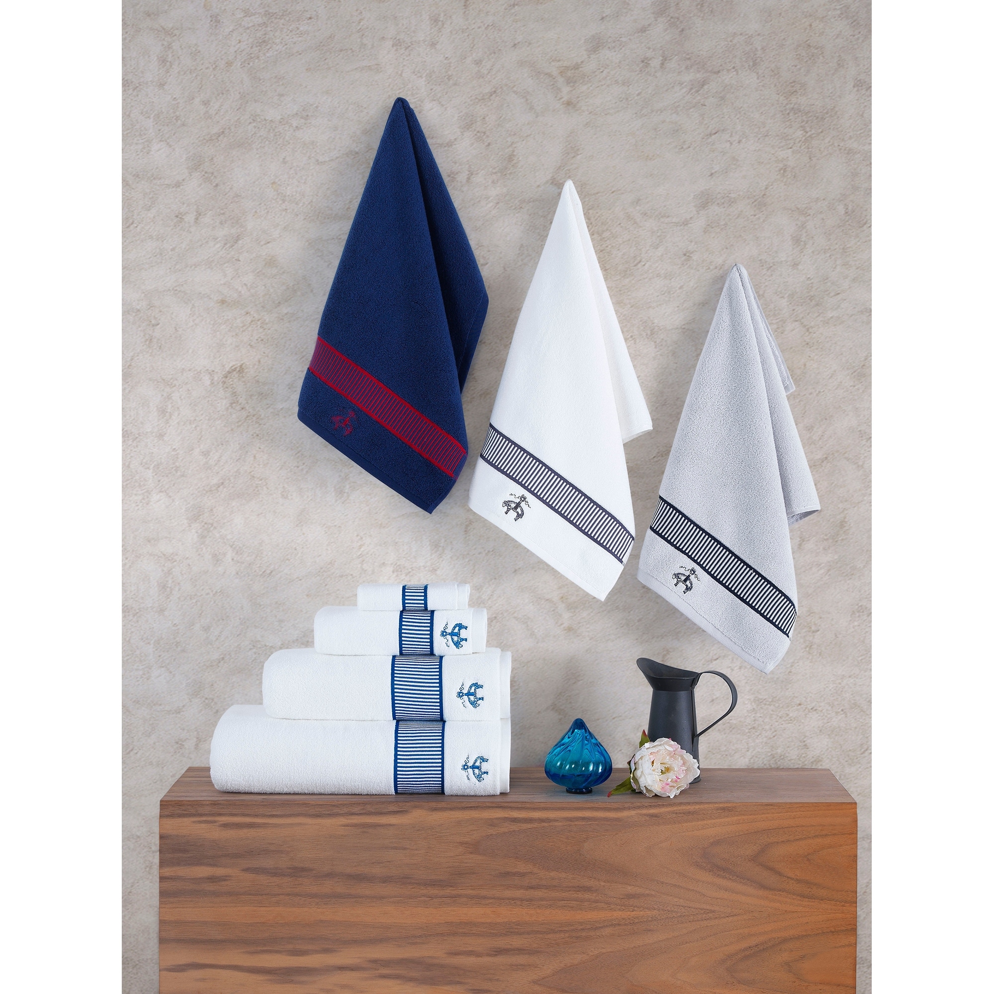 Brooks Brothers Fancy Border Bath Towel