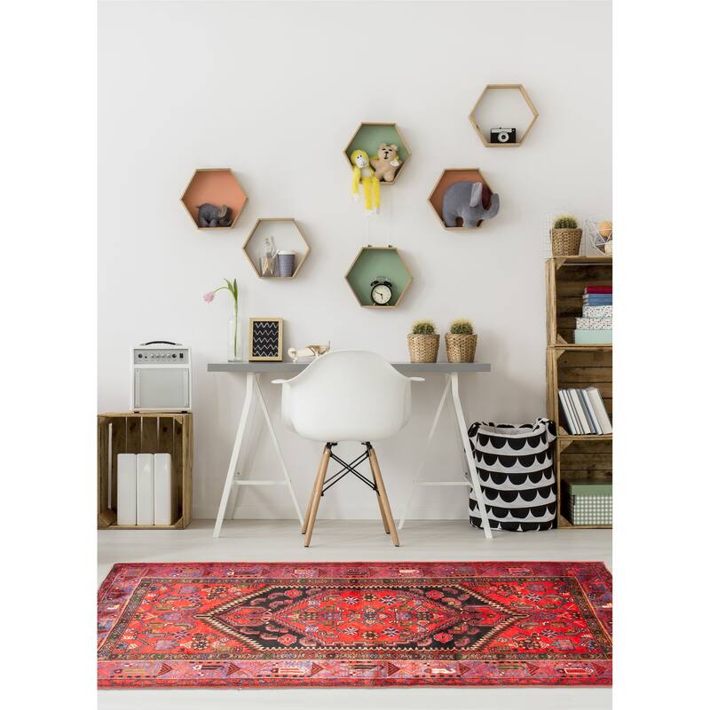 ECARPETGALLERY Hand-knotted Andelz Red Wool Rug - 4'6 x 7'7