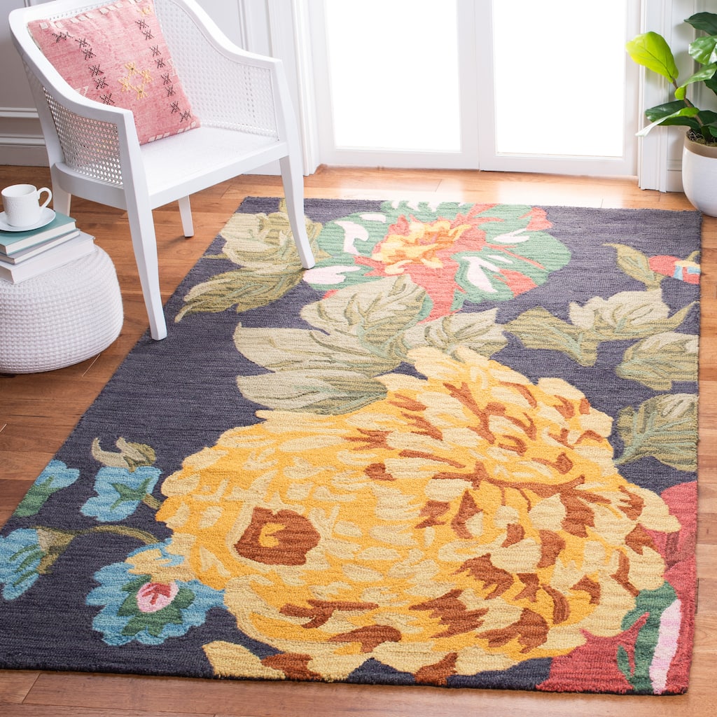 SAFAVIEH Handmade Jardin Cath Country Floral Wool Rug