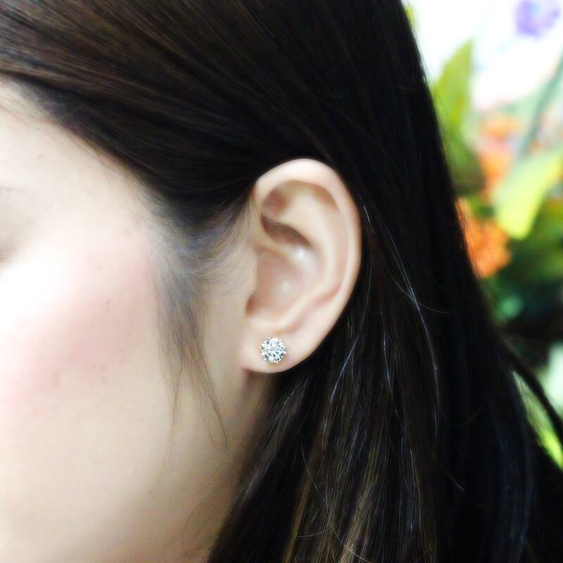 Auriya 1 1/2ctw Round Moissanite Stud Earrings 14k Gold - 5.9 mm