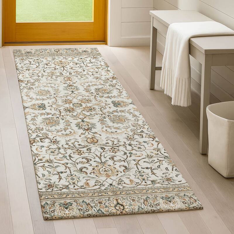 Machine Washable Indoor/ Outdoor Traditional Arvada Chantille Rug