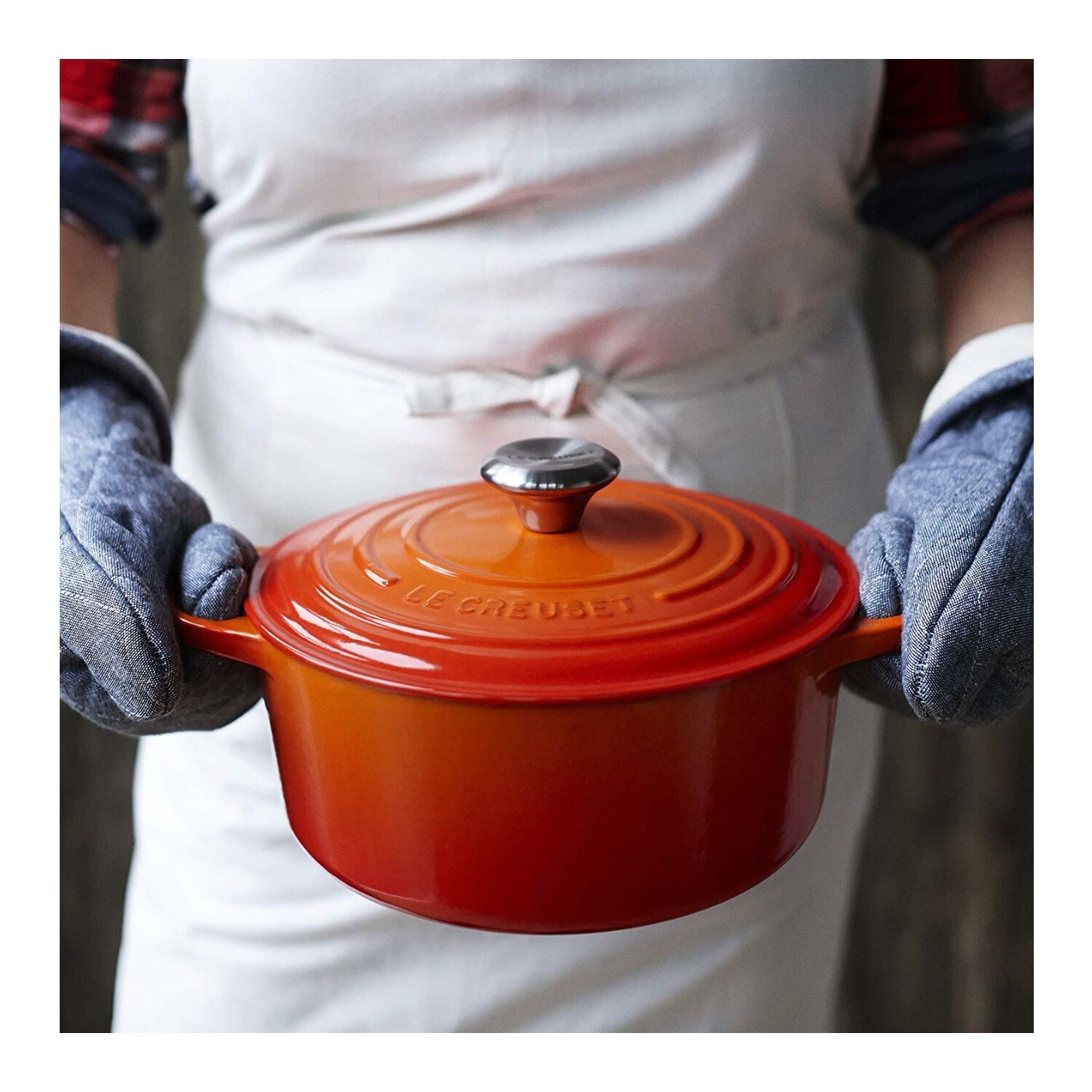 Le Creuset Signature Enameled Cast Iron 4 1 2 Quart Round Dutch Oven On Sale Overstock 30775563