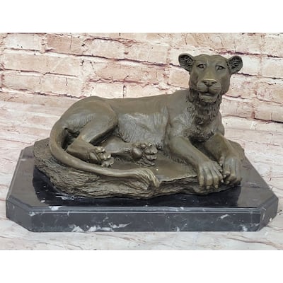 Art Deco Large Female African Wildlife Imitative Lion Bronze Sculpture Marble Statue Decor