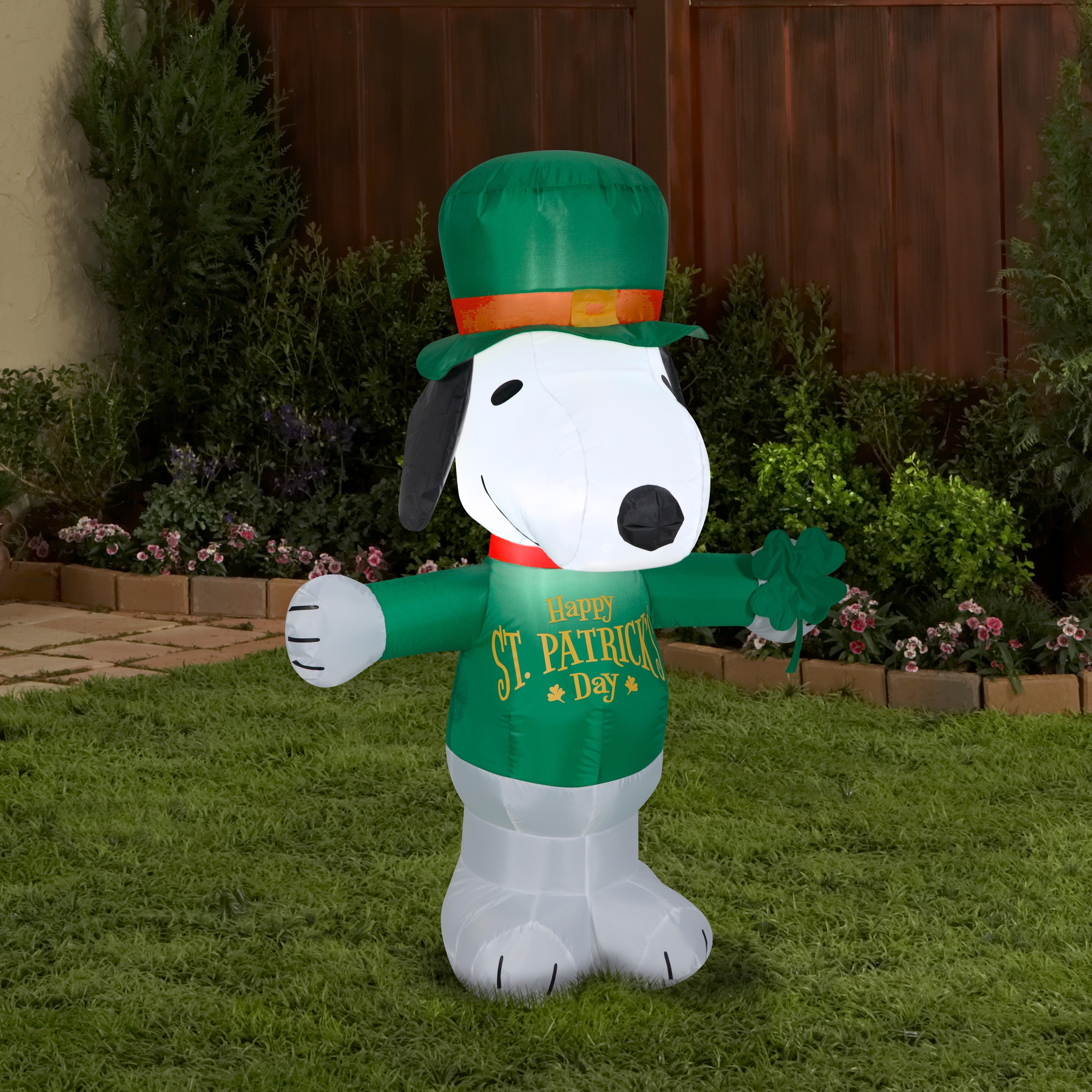 Gemmy Airblown Inflatable St. Patrick's Day Snoopy, 3.5 ft Tall, white - 42.13x17.72x25.59