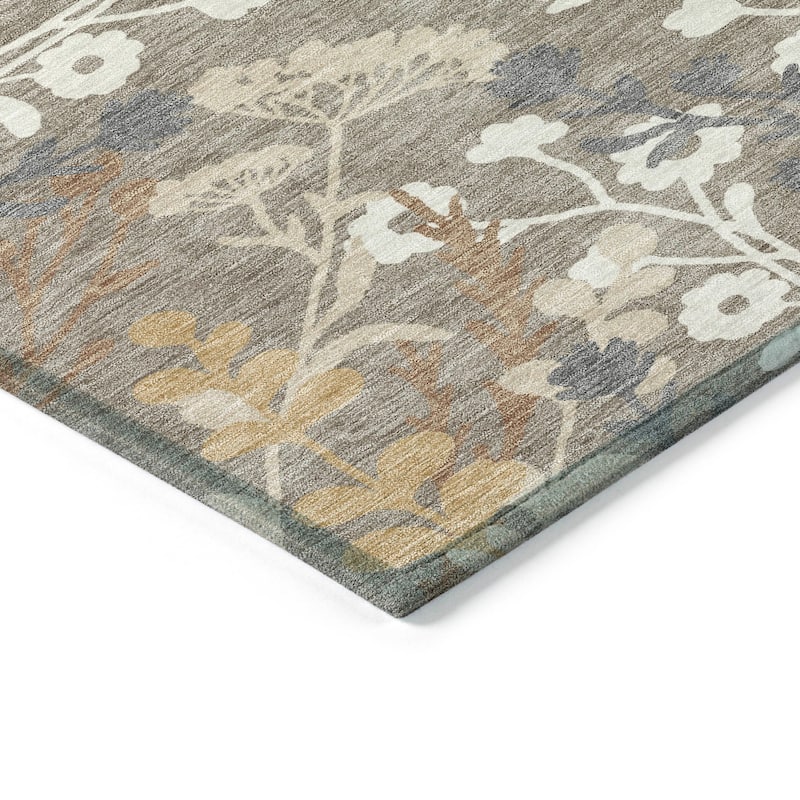 Machine Washable Indoor/ Outdoor Floral Border Chantille Rug