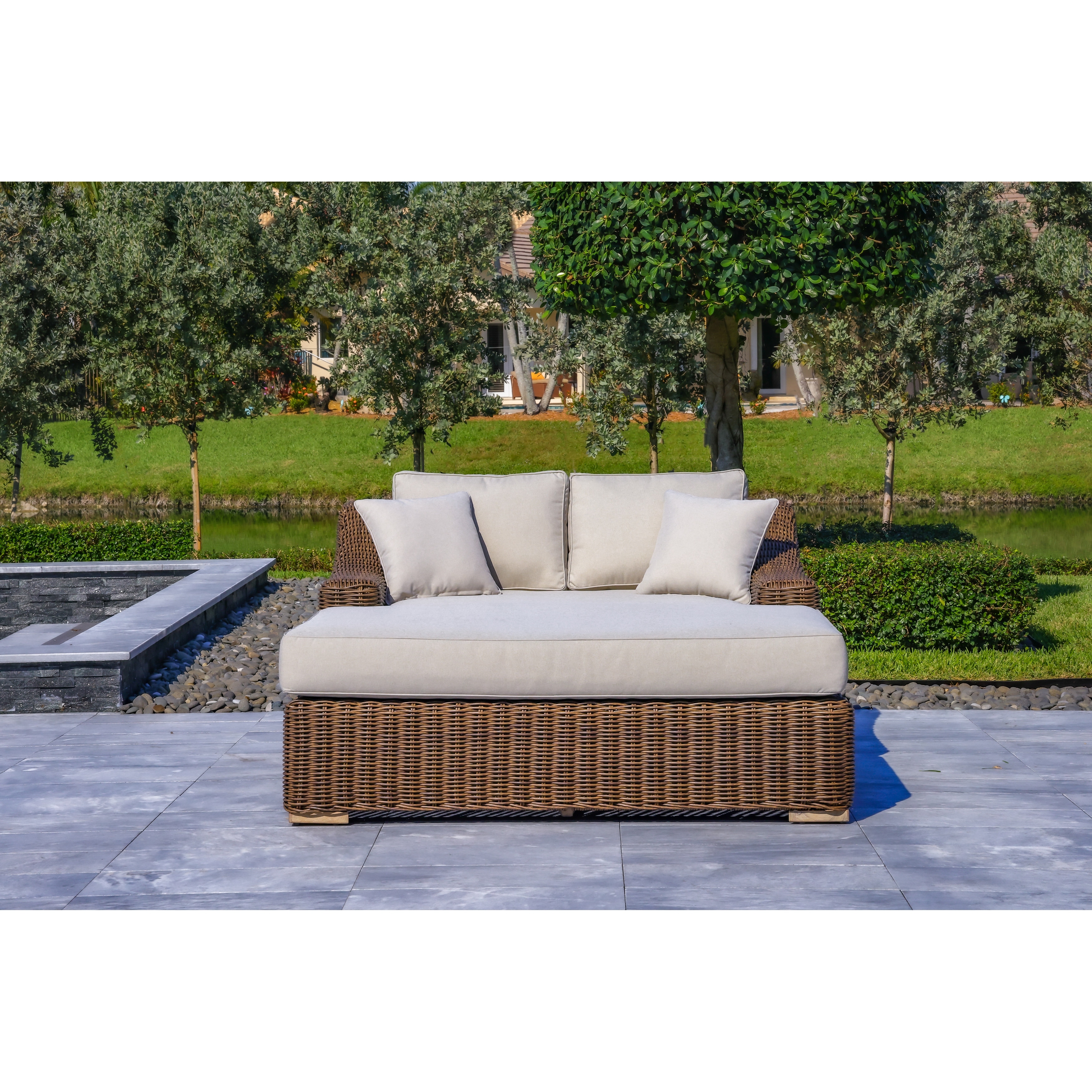 Milo Brown 1-Piece Wicker Aluminum Frame Extra Large Outdoor Double Chaise  Lounge with Sunbrella Cushions - On Sale - Bed Bath & Beyond - 38316867