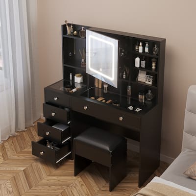 5 drawers with shelves and hooks Dressing table set with plugs
