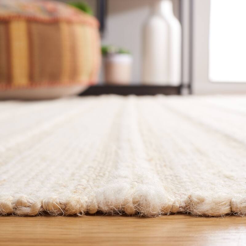 SAFAVIEH Handmade Kilim Vardit Farmhouse Stripe Jute Rug