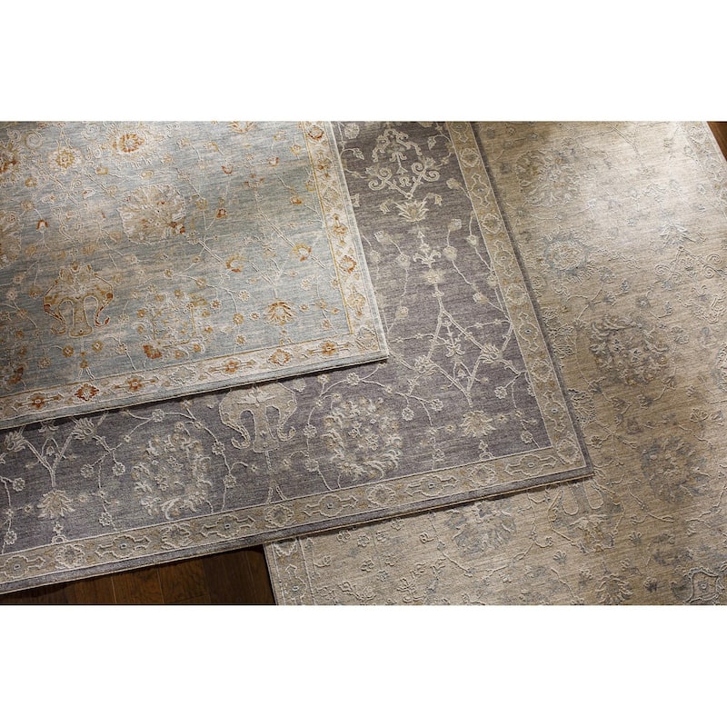 Livabliss Avant Garde Updated Traditional Medallion Area Rug