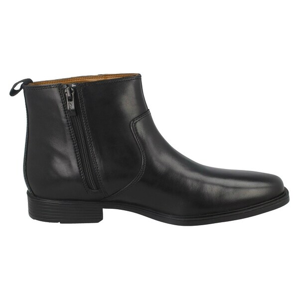 clarks square toe boots