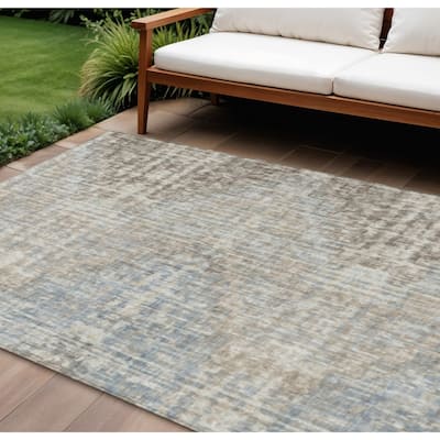HomeRoots Geometric Transitional Rectangle Outdoor Rug