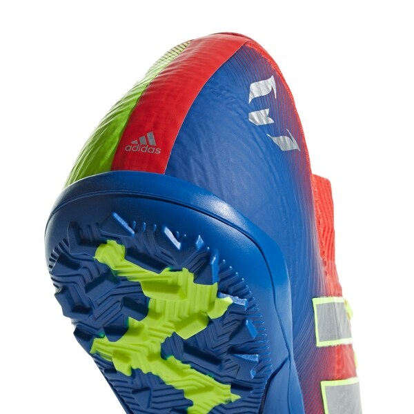 messi 18.3 turf