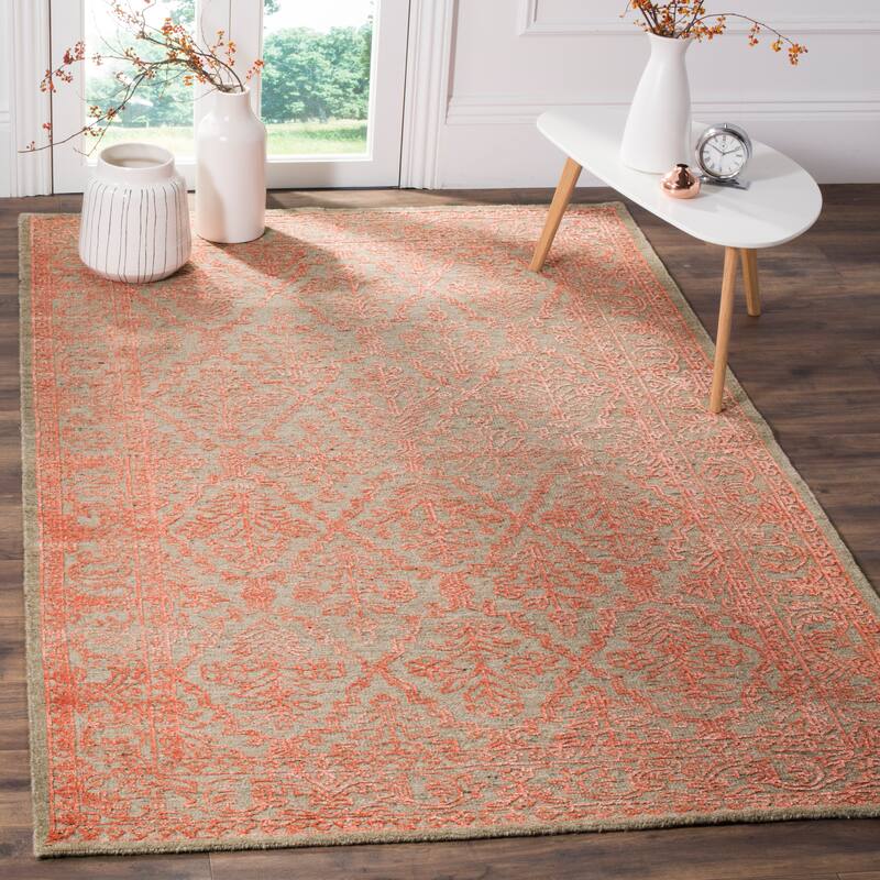 SAFAVIEH Hand-knotted Chester Silvia Oriental Wool Rug - 5' x 8' - Dark Beige/Coral - Rectangle