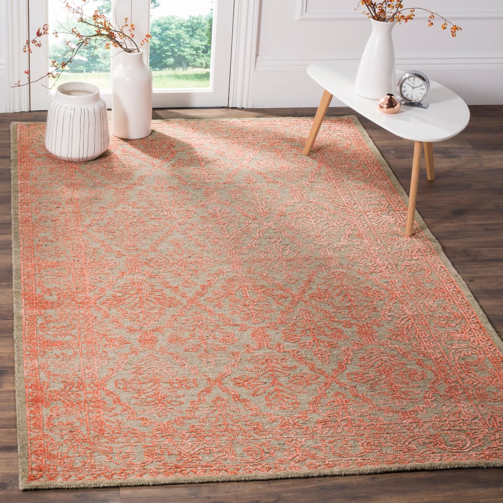 SAFAVIEH Hand-knotted Chester Silvia Oriental Wool Rug