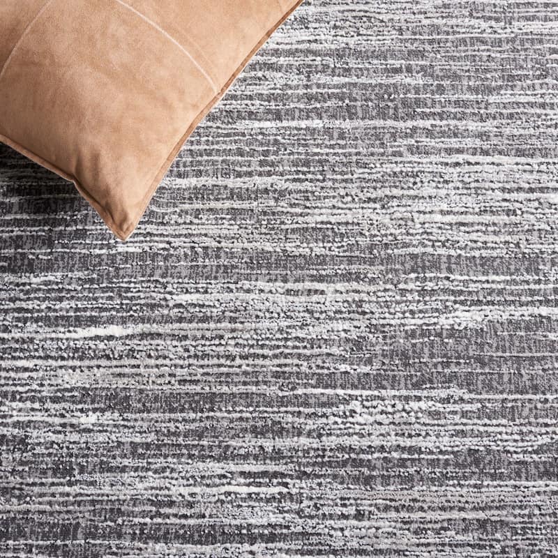 SAFAVIEH Revive Arminda Transitional Rug