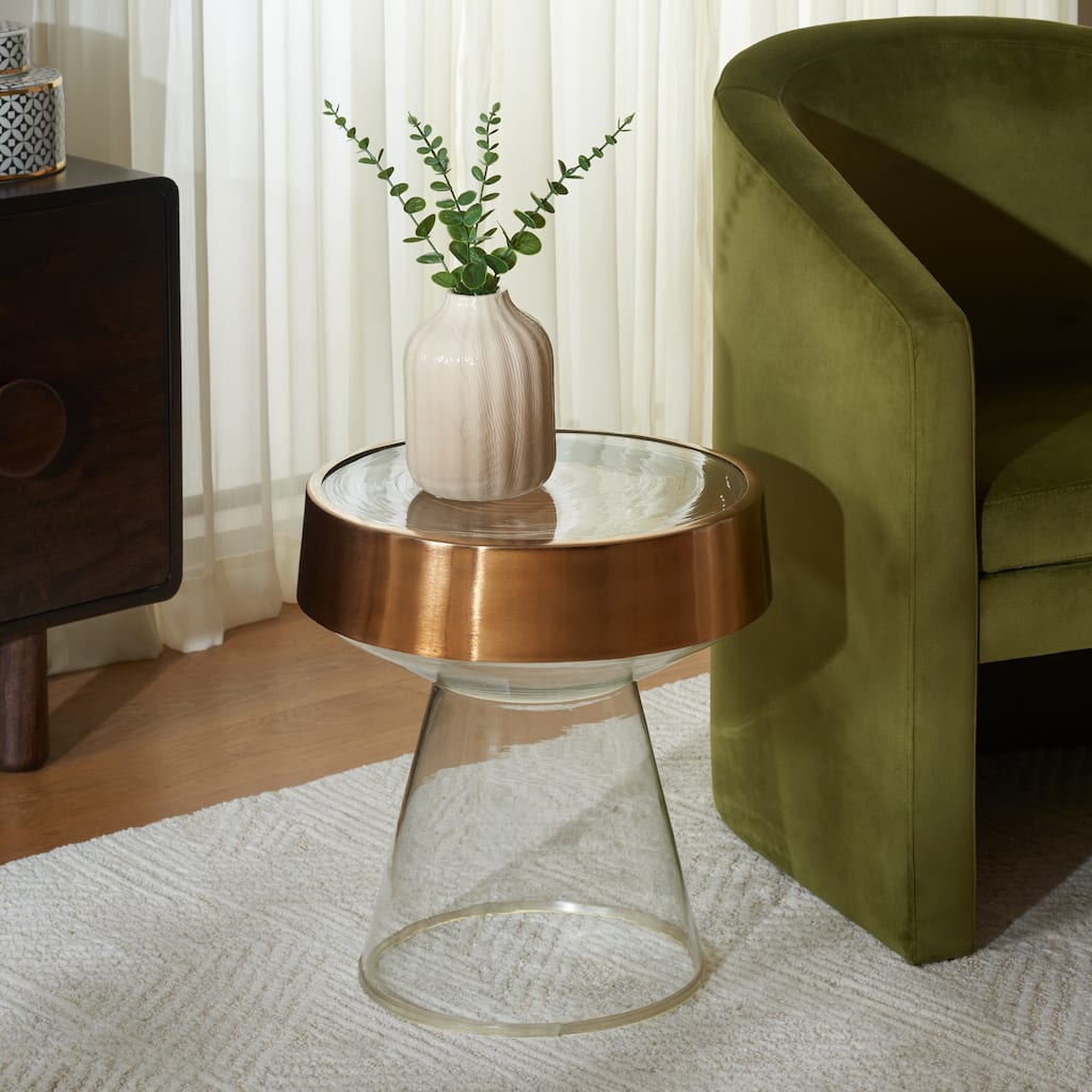 SAFAVIEH Szabo Round Accent Table - 16"W x 16"D x 18"H