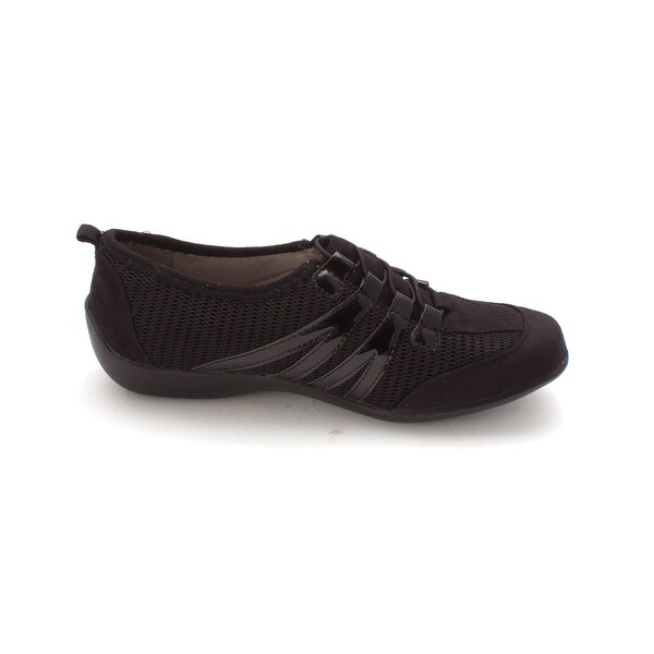 lifestride white shoes