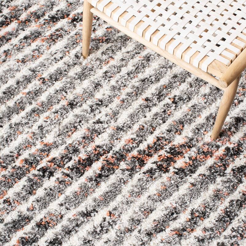 SAFAVIEH Canyon Shag Isaura Flokati Rug