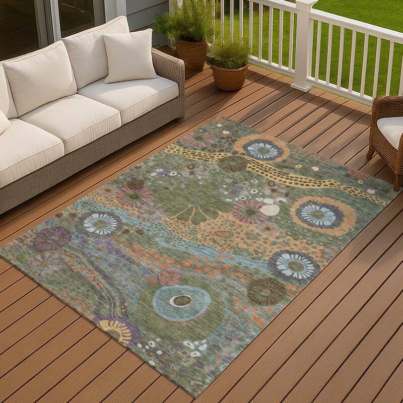 Machine Washable Indoor/ Outdoor Whimsy Floral Chantille Rug