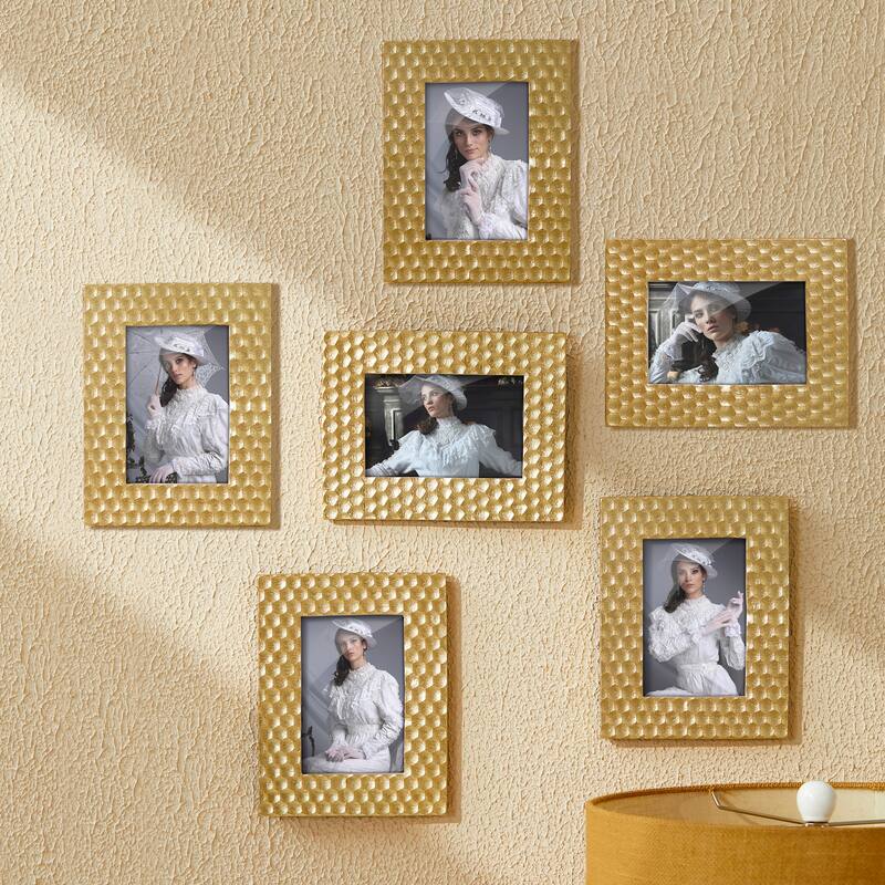 Glitzhome Set of 3 or 6 Xmas Honeycomb Resin Wall or Tabletop Picture Frames - Set of 6