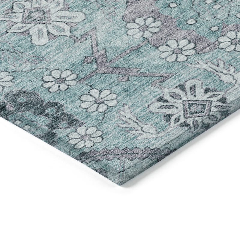 Machine Washable Indoor/ Outdoor Chantille Tribal Garden Rug