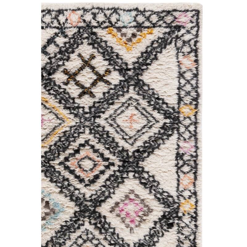 SAFAVIEH Hand-knotted Kenya Farnaz Southwestern Tribal Wool Rug