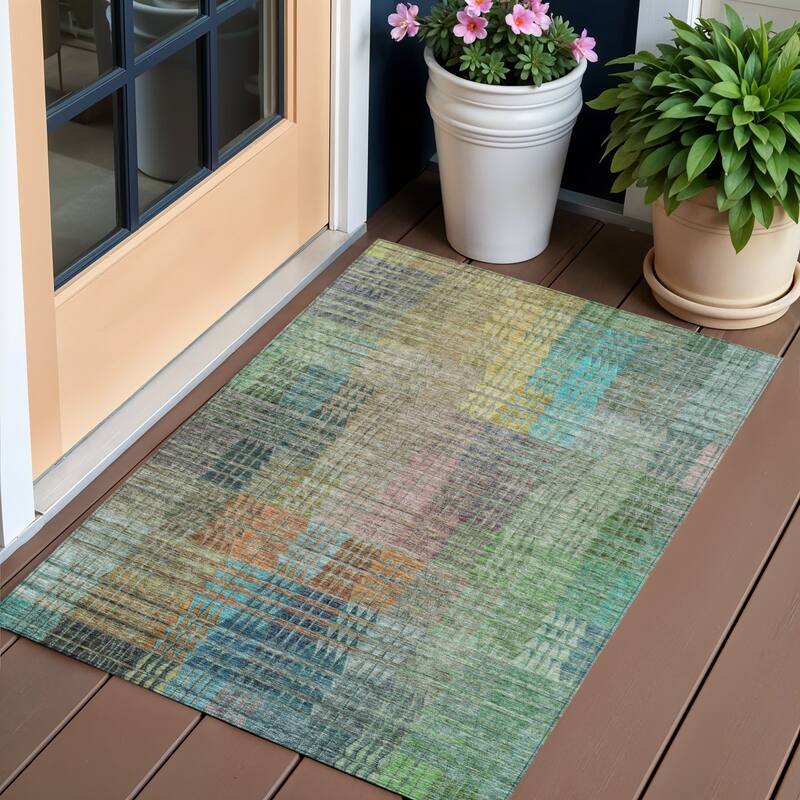 HomeRoots Abstract Transitional Rectangle Outdoor Rug - 3' x 5'