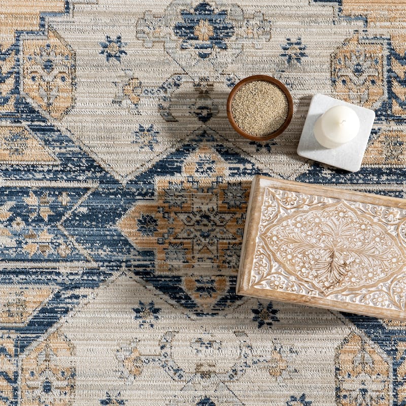 Nuloom Zazie Traditional Machine Washable Indoor/Outdoor Area Rug